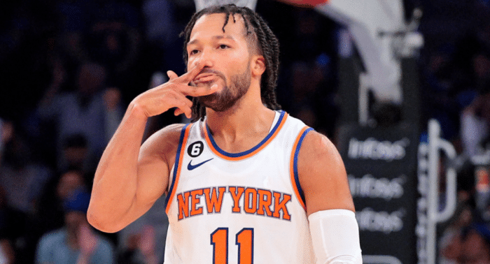 NBA官宣：尼克斯违规签约布伦森被罚次轮签 76人也曾因此被罚