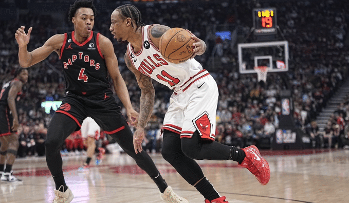 刺激！公牛19分大逆转，附加赛淘汰猛龙，将与热火争夺第八