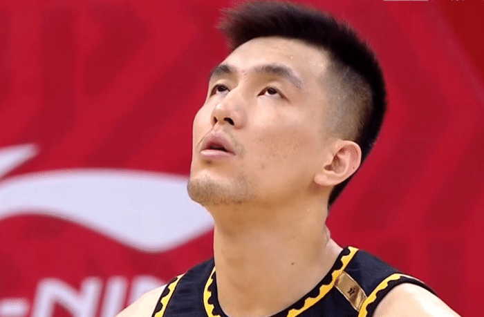 辽宁球迷统治CBA看台！诸暨已成辽篮主场，卫冕冠军迎大麻烦