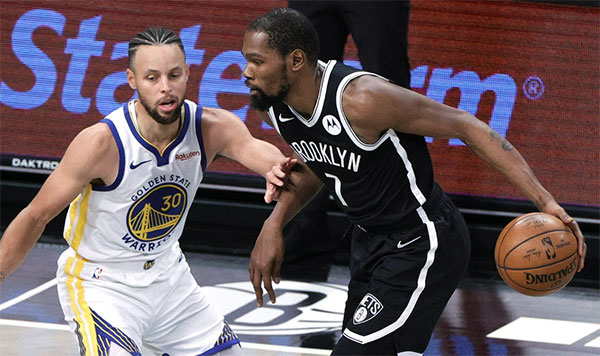 库里透露招募杜兰特细节：支持勇士决定 和KD交谈过但他没有交易决策权