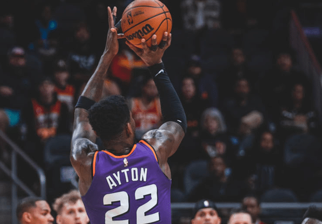 2-17！2米11状元中锋遭羞辱，全场2篮板颜面扫地，杜兰特扎心了