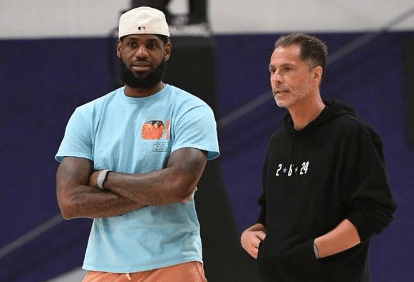 湖人捡漏又签一人：佩总打造夏联大名单 众落选秀继续冲击NBA