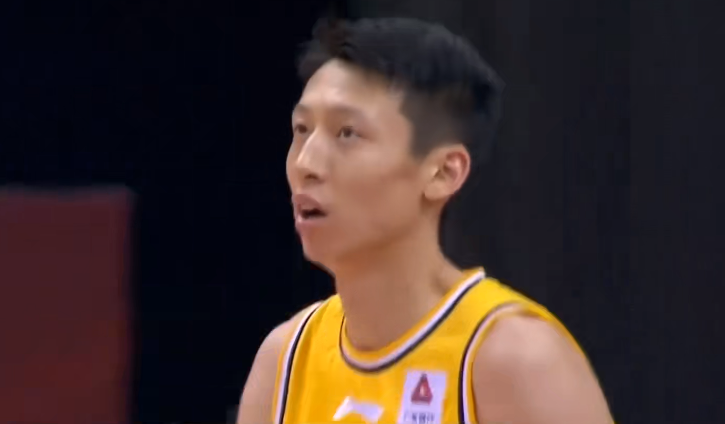 赵岩昊成近8年首位砍下20+6+6+6的国内球员