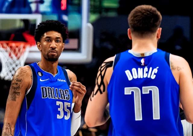 扎心！NBA又一大冤种出炉，拒绝2年3600万，如今只能拿底薪