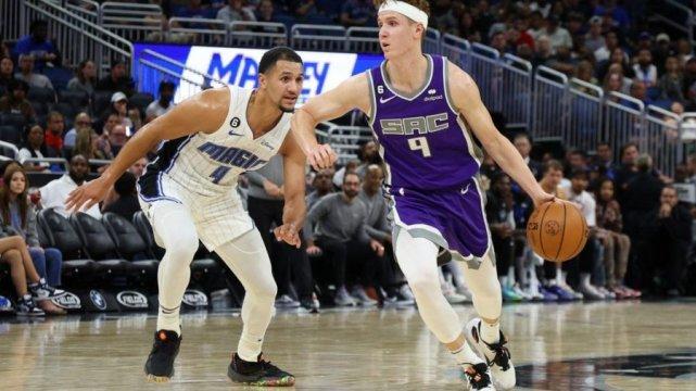 神射抱怨国王被裁判区别对待！开季遭多次错漏判 我们得不到哨子