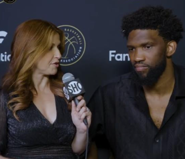 恩比德回应哈登申请离队: 坦言很失望 希望哈登留队继续冲击总冠军