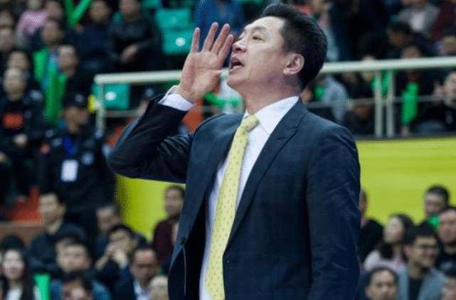 官宣！李春江正式离开广厦，有望执掌上海男篮教鞭
