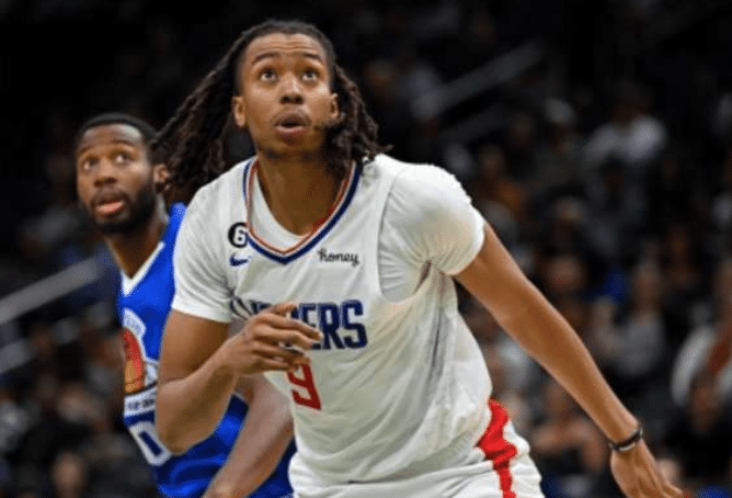 快船一裁一签！与威少商讨加盟内幕曝光：小卡乔治将出面招募他