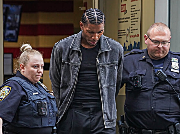 小波特家暴案后续：辩护否认把女友颈椎打骨折 仍面临最高7年监禁