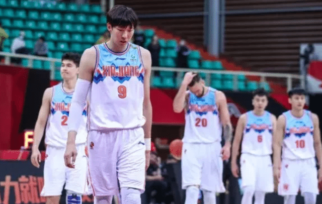 向新疆管理层开火，周琦有机会加盟辽篮吗？这或是周琦愤怒的原因