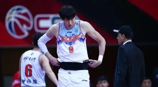 刚刚！CBA第一大鱼出现！19支球队都在抢！辽宁为他要扔掉赵继伟