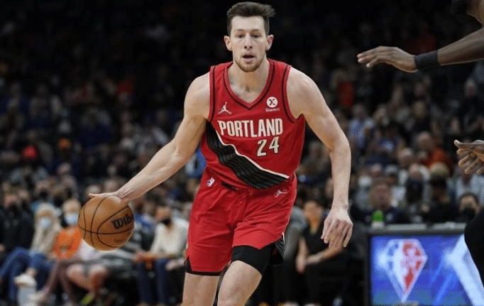 太阳连签5人！新赛季14人冲冠名单出炉：杜兰特布克比尔领衔