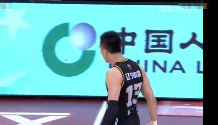 裁判报告回应郭艾伦质疑，苏群给辽篮支招，李晓旭驰援加油