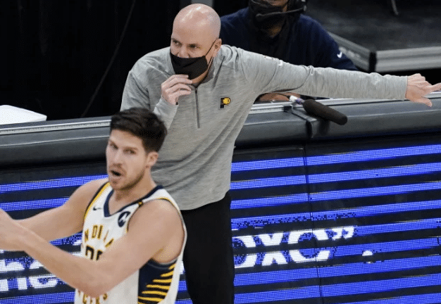 季后赛期间第一位下课的主帅，这解雇原因可够冤枉的