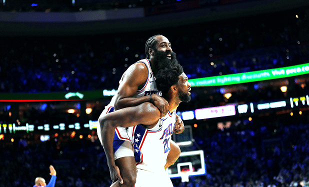 刷博纪录！哈登再夺助攻王，最佳阵容存疑，联手恩比德冲冠