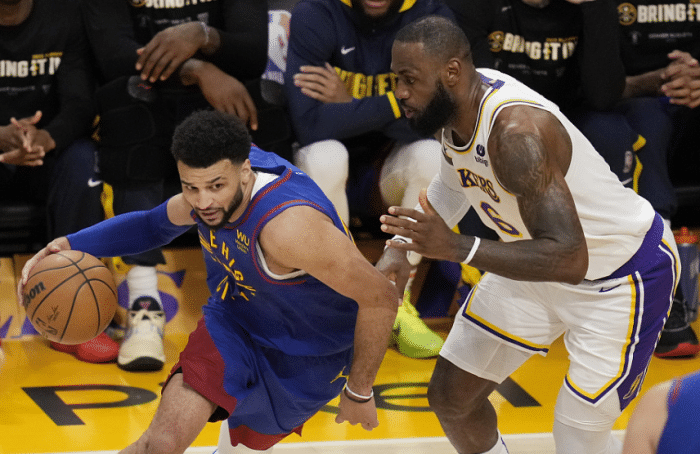 穆雷37+7+6狂刷纪录：掘金西决3-0夺赛点 打得詹皇绝望提前退场