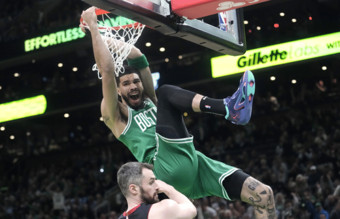 绿军首节领先15分：塔图姆单节12分暴扣吃T 巴特勒仅4分遭大帽