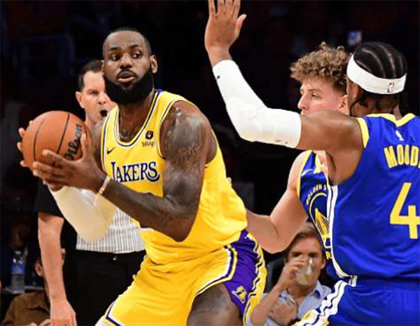 詹皇领衔5人缺战雄鹿！浓眉出战雷迪什复出 范德彪提前退出季前赛