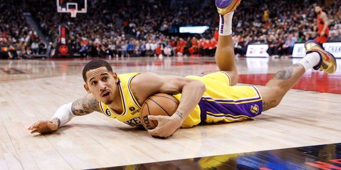 伤情汇总：湖人悍将和穆雷都至少伤停2周 小卡轮休托平遭遇小腿骨折