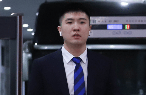 王薪凯低调结婚！现场曝光：伴郎胡明轩太帅气，赵睿或遗憾缺席