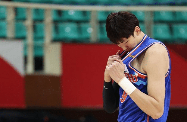 周琦能否重返CBA？争议女记者解读：新疆男篮不可能放过他