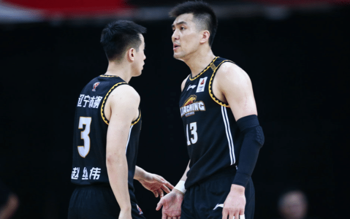 不是郭艾伦！CBA两大榜眼控卫认可赵继伟，宫鲁鸣当年的话又应验了！
