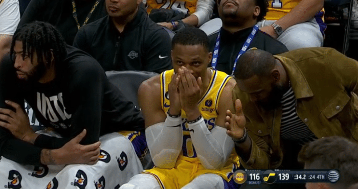 湖人惨败詹威开怀热聊浓眉一脸沮丧 名嘴：詹眉夺冠机会已结束