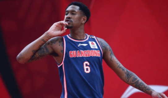 助力广东冲击12冠王！马尚训练单臂暴扣，归期基本确定，