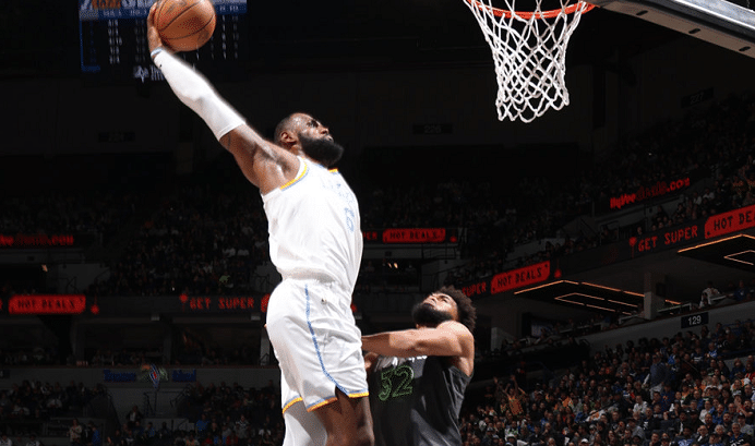 失望至极！对比湖人两次5连败阵容，坐拥三大超巨，创尴尬纪录