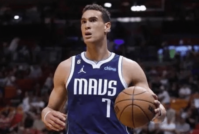 唏嘘！休城沦为NBA黑洞，2球员宁要底薪也不来，杨毅点出真相