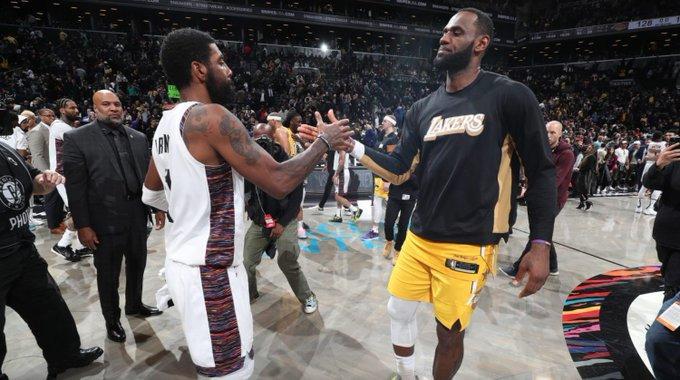 詹姆斯回应欧文禁赛事件：欧文伤害了很多人 我不容忍任何形式的仇恨