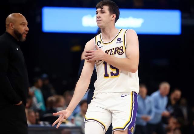 湖人创35年神迹！赛后詹眉盛赞2队友，大功臣或签9900万肥约