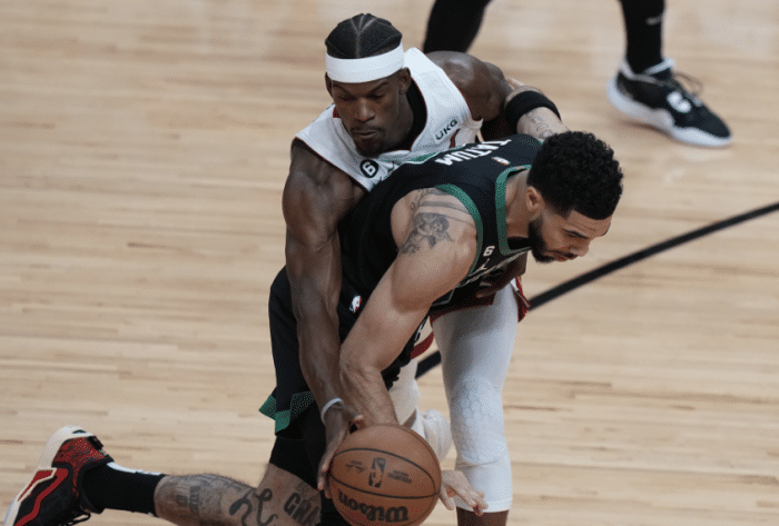 热火东决G3刷爆纪录：神射超詹皇成队史首人 文森特创历史第一成就