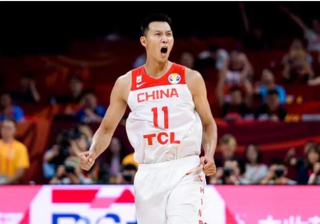 获得全国五一劳动奖章，易建联能拿多少奖金？三待遇提升太珍贵