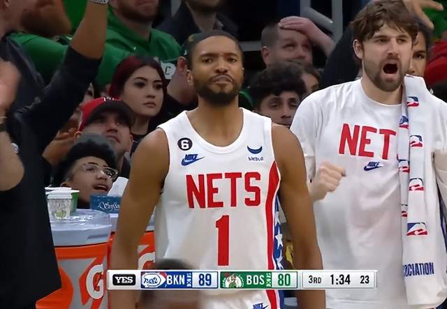 创纪录！绿军遭28分大翻盘，1.9亿先生又拉胯，三分8中0正负值-19