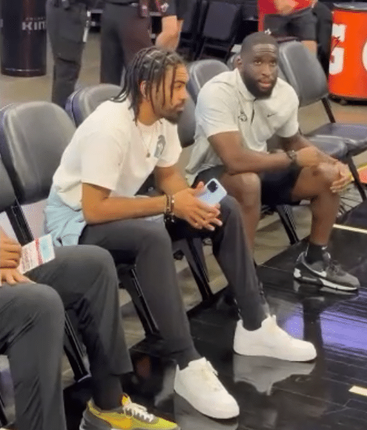 文森特加盟湖人后首次亮相！湖人官宣连签2人 聘请卡罗尔担任助教