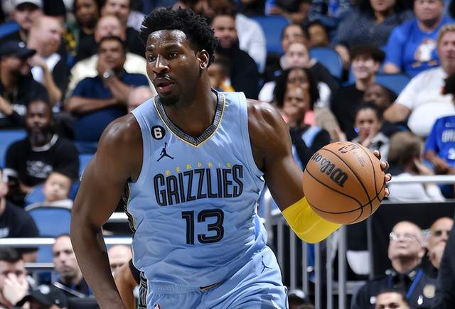 爆冷！24岁超新星荣膺DPOY，创下3大纪录，险胜35岁高塔