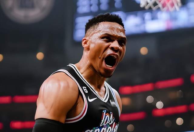 大爆冷！快船4连胜终结，威少6失误赛后揽责，泰伦卢该反思