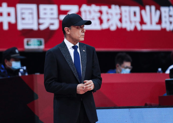 坑没坑爹？阿的江儿子走步失误+3分不中，新疆惜败山东！