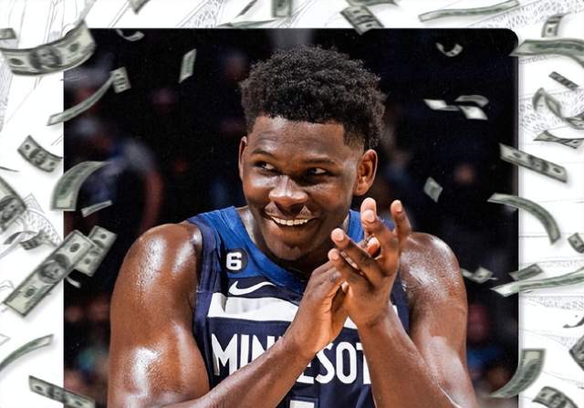 唏嘘！00后天才赚2.6亿肥约，上位当家巨星，28岁状元恐遭弃