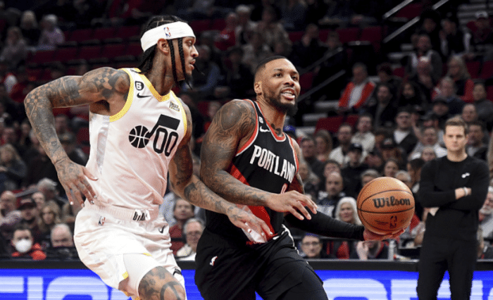 利拉德60+9记三分狂刷纪录：追平詹姆斯超越卡特 全场高呼MVP